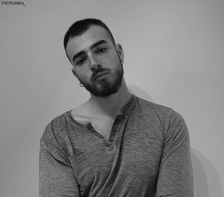 Ștefan-Tudor BACIU - Joi, iar realitatea mă așteaptă sub pătură