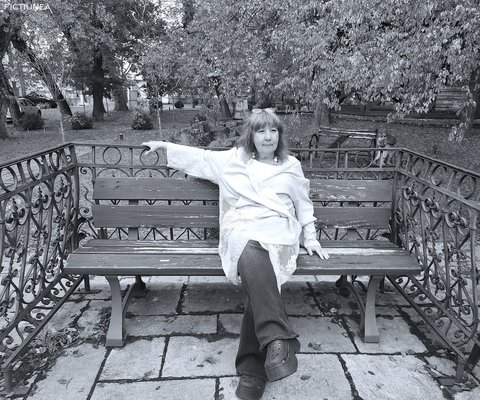 Doina RUȘTI - Literatura Young Adult